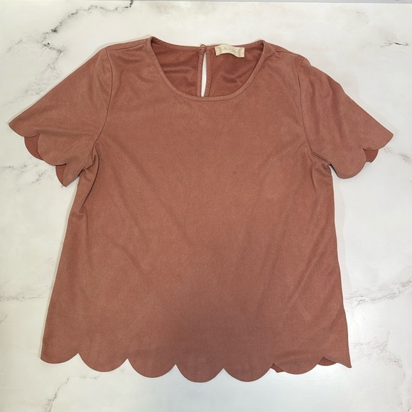 MEDIUM Altar’d State Pink Faux Suede Top with Scalloped hem - Picture 2 of 6